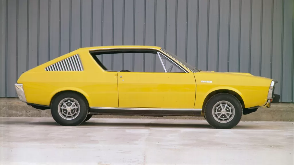 Renault 17 restomod vs R17 originale